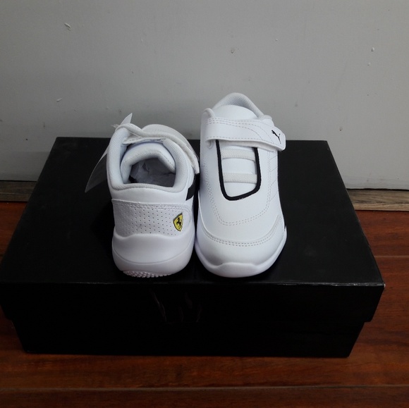 Puma - Picture 2 of 5